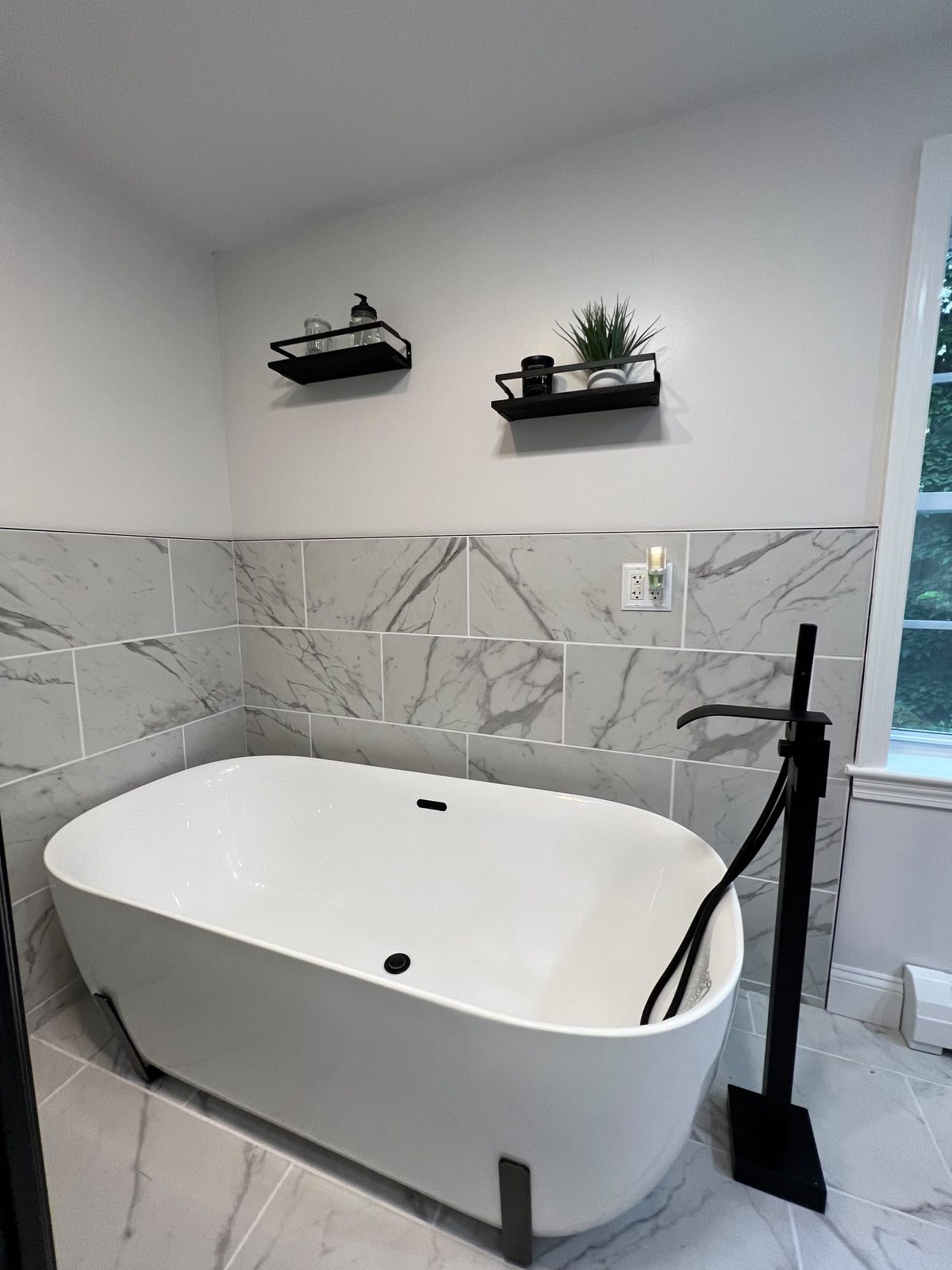 Freestanding Soaking Tub